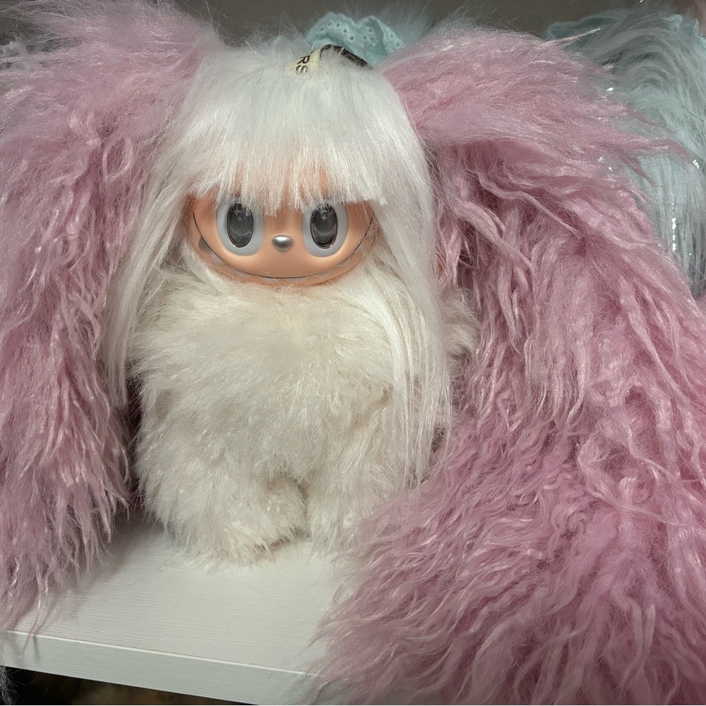 Beautiful custom labubu - New, high-quality - Picture 3 of 3